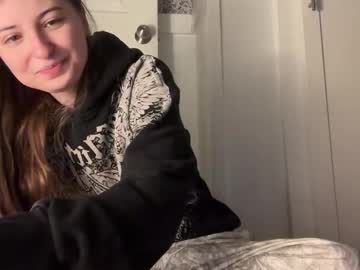 fantasyella's chat room