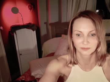 kaileeshy's chat room