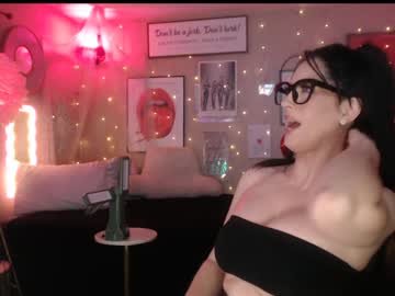 milf_lacey's chat room