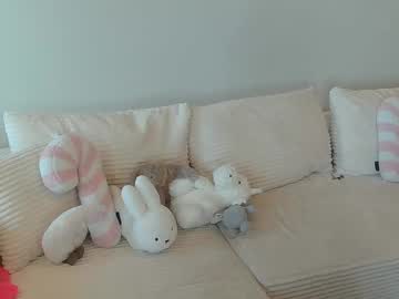 emilyybarely's chat room