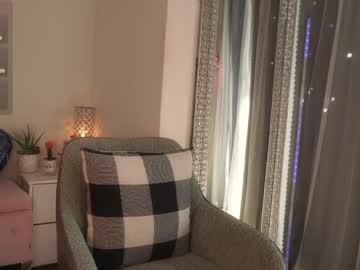 mysticxkitty's chat room