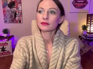 bunnieandthedude's chat room