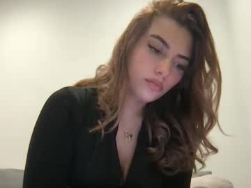 bbypiamia's chat room