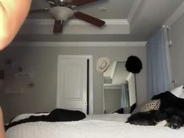 brielledaviss's chat room