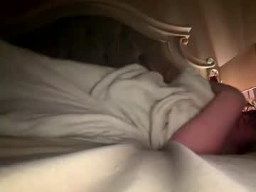 x_dreamgirl_x's chat room