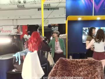 tiggerrosey's chat room