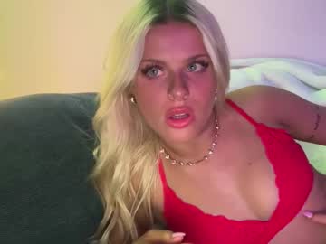 ella_hill's chat room