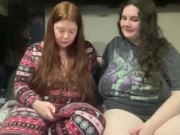 scarletttsinner's chat room