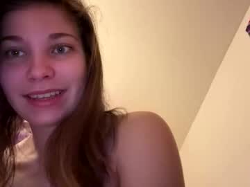 deepthroatqueen33's chat room