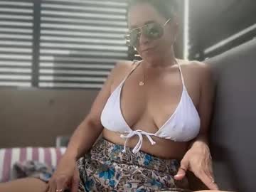 sayplsgdgrl's chat room