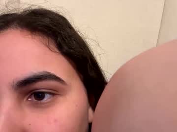 laurenivy's chat room