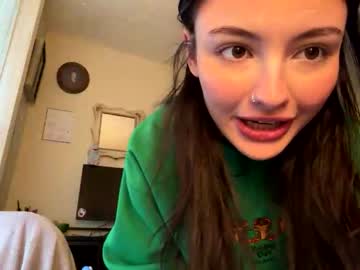 xxxsophiaday's chat room