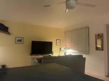 little_lies's chat room