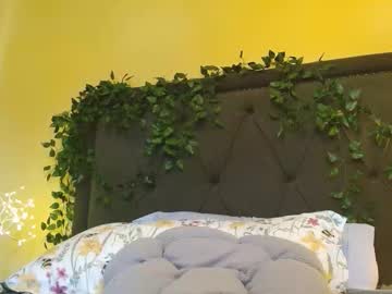 skybella_'s chat room