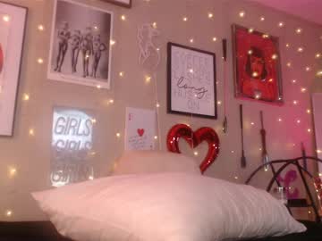 milf_lacey's chat room