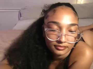 rosalinatoosexy's chat room