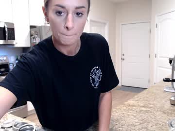 holihurricane's chat room