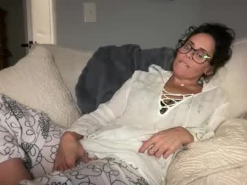 sayplsgdgrl's chat room