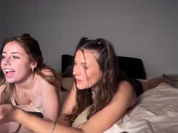 miamoorexo's chat room