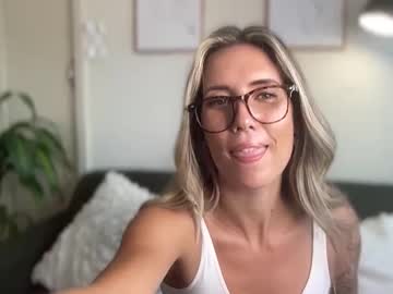 taylorslittlekingdom's chat room