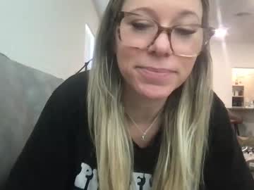 texas_blonde's chat room