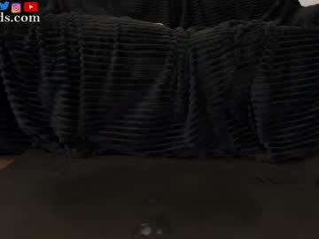 serareads's chat room