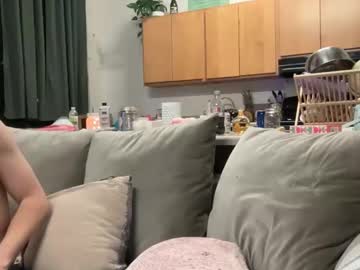 laylakitten4's chat room