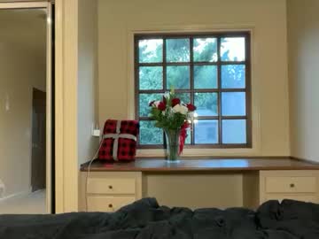 chloeros3e's chat room