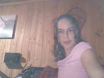 claralafontaine's chat room