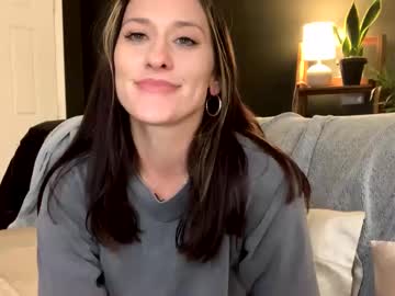 aliciacolette123's chat room