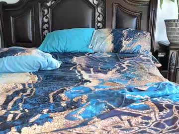 pussylix3's chat room