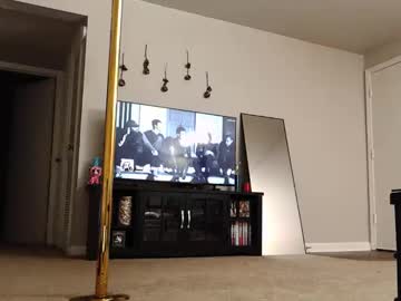 yellowpony121212's chat room