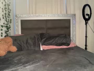 sophiasecretsx's chat room