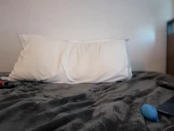 little_lies's chat room