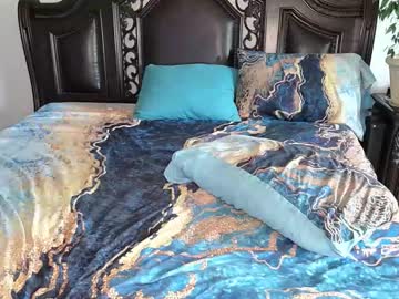 pussylix3's chat room