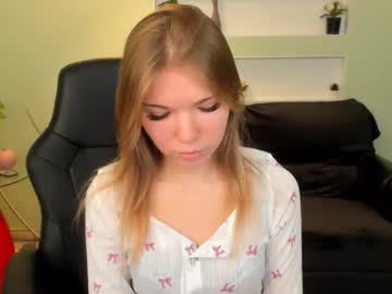 michafox's chat room