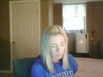 bubblesxxx615xxx601's chat room