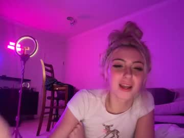 chloeros3e's chat room