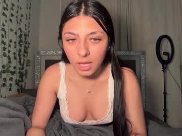 sophiasecretsx's chat room