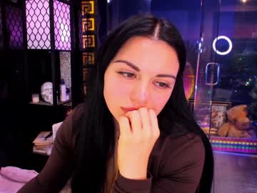 alma_pearl's chat room