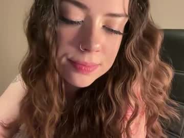 kr3amykay's chat room