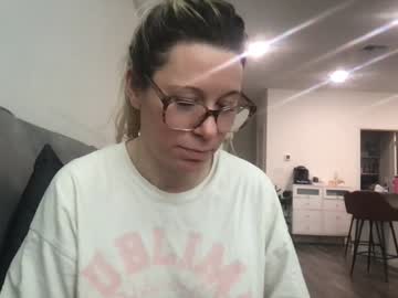 texas_blonde's chat room