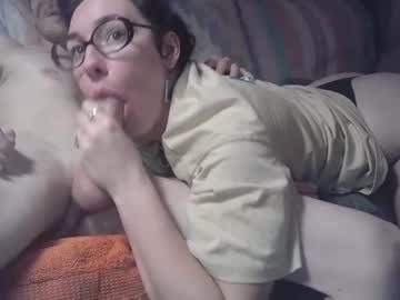 milknhunnny's chat room