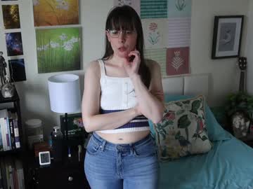 ellynaomi's chat room