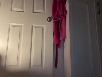 fantasyella's chat room