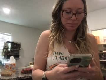 texas_blonde's chat room