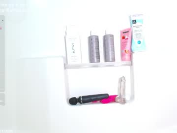 skybella_'s chat room