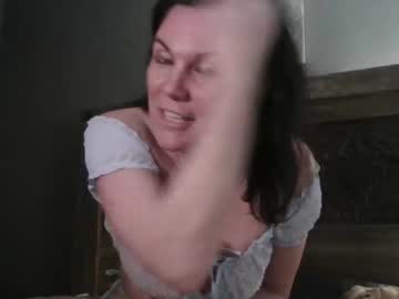 honeynoirex's chat room