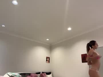 chloeros3e's chat room