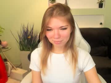 michafox's chat room